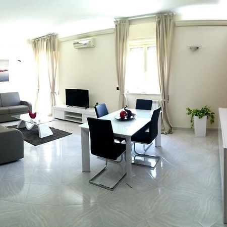 My Place Syracuse Екстер'єр фото
