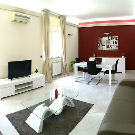 My Place Syracuse Екстер'єр фото